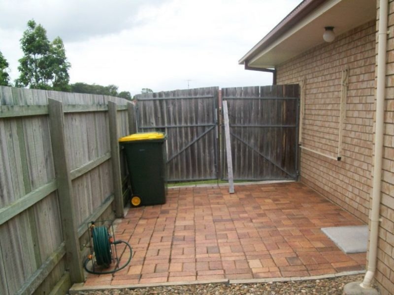 14 Scarborough Court, Sandstone Point QLD 4511