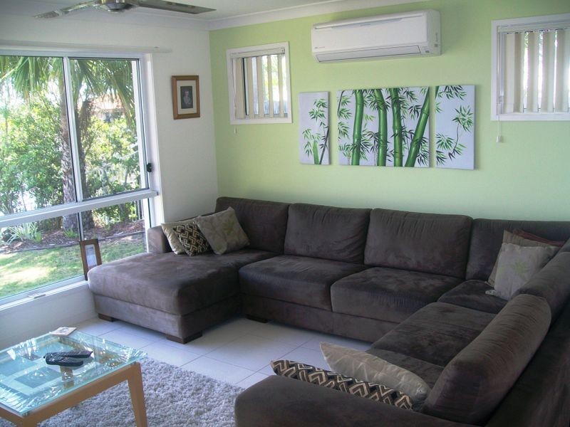 180 Endeavour Drive, Banksia Beach QLD 4507