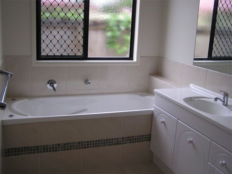 36 Apollo Crescent, Beachmere QLD 4510