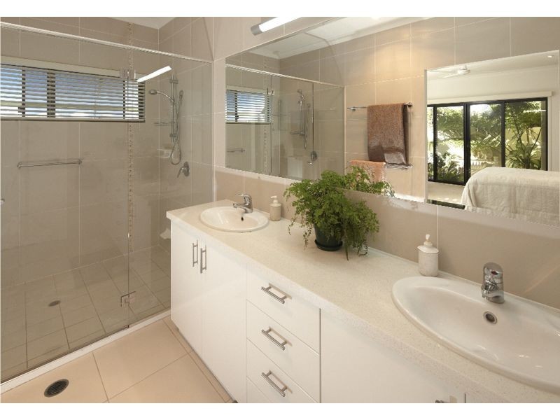 28 North Point, Banksia Beach QLD 4507