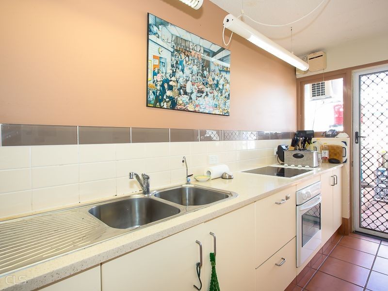 3A/16 Spinnaker Drive, Sandstone Point QLD 4511