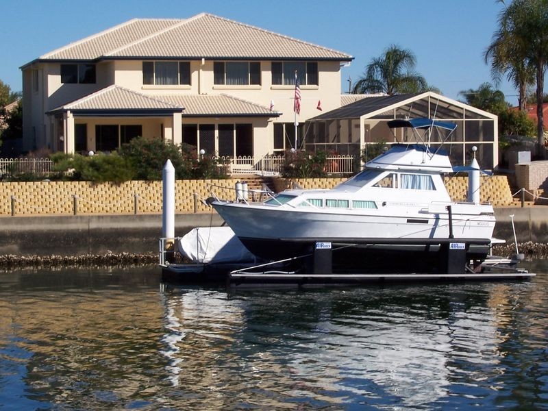 1 Castaway Court, Banksia Beach QLD 4507