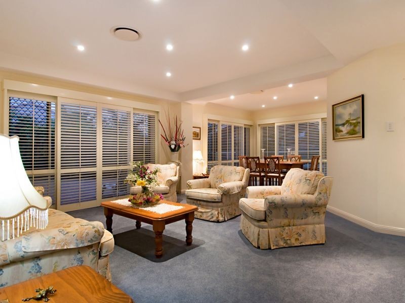 1 Castaway Court, Banksia Beach QLD 4507