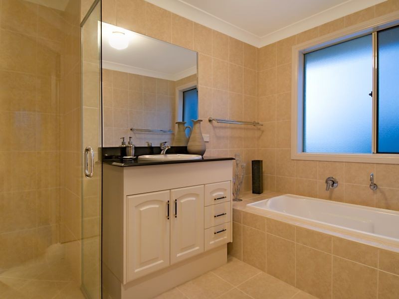 1 Castaway Court, Banksia Beach QLD 4507