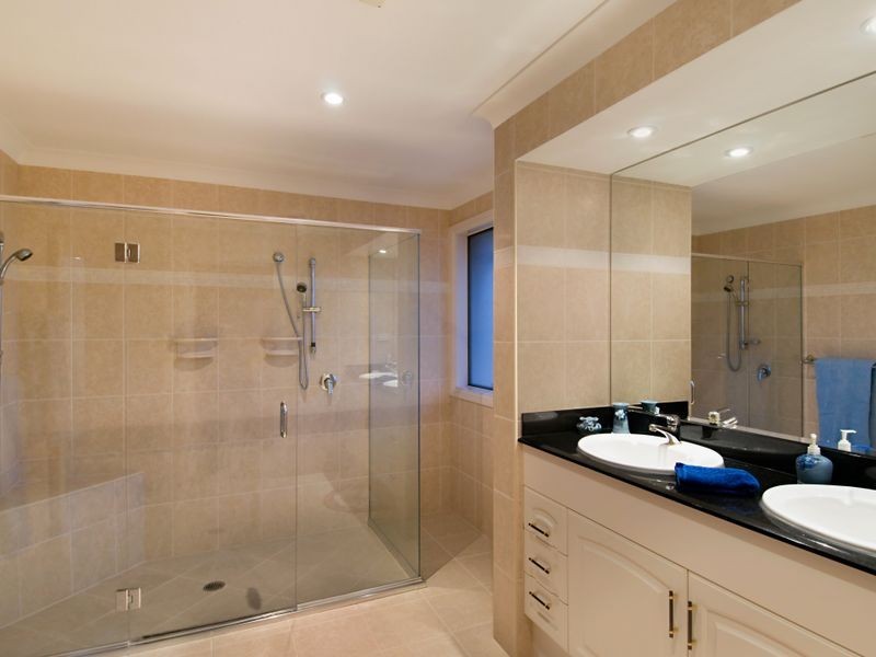 1 Castaway Court, Banksia Beach QLD 4507