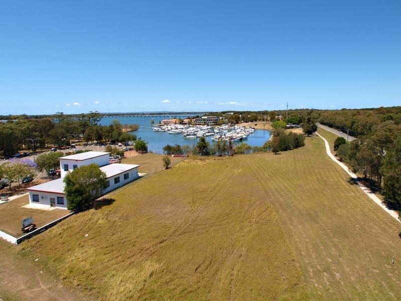 Sandstone Point QLD 4511