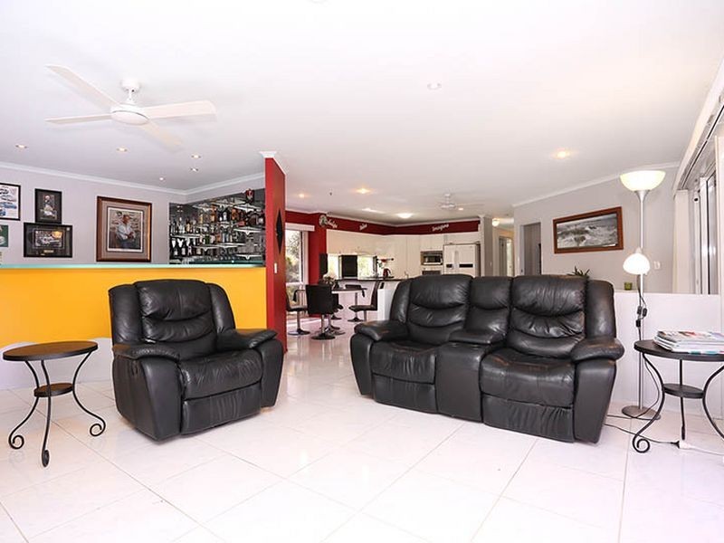 6 Tradewinds Drive, Banksia Beach QLD 4507