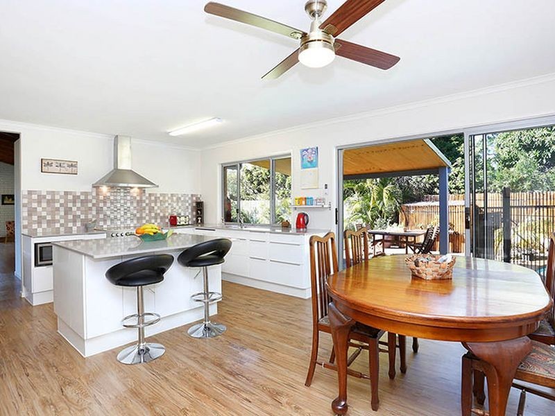 20 Crouch Avenue, Bongaree QLD 4507