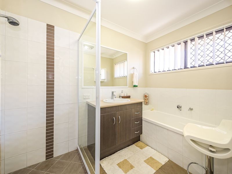 11 Echidna Place, Ningi QLD 4511