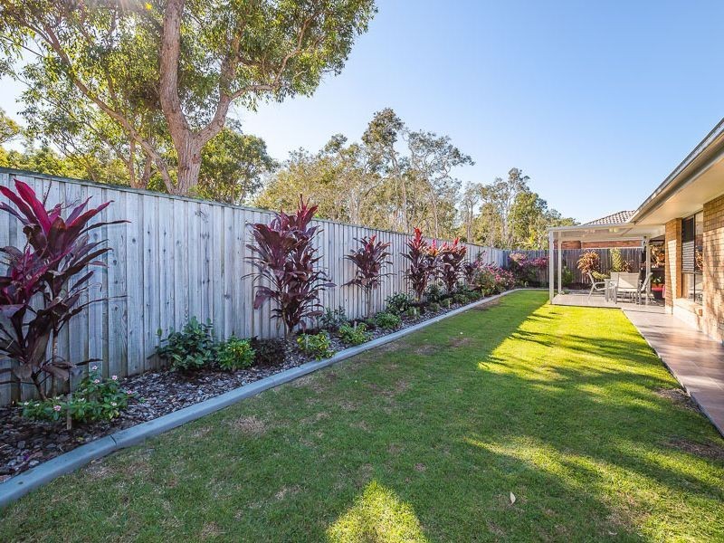 11 Echidna Place, Ningi QLD 4511