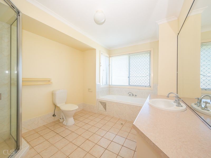 23 Bowsprit Court, Banksia Beach QLD 4507