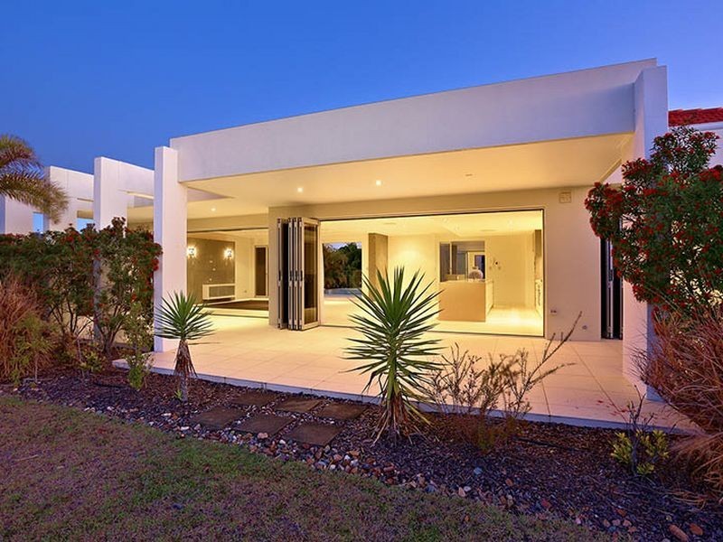 32 The Promontory, Banksia Beach QLD 4507