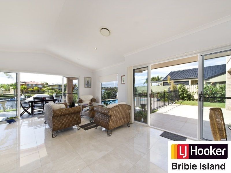 52 Pacific Drive, Banksia Beach QLD 4507
