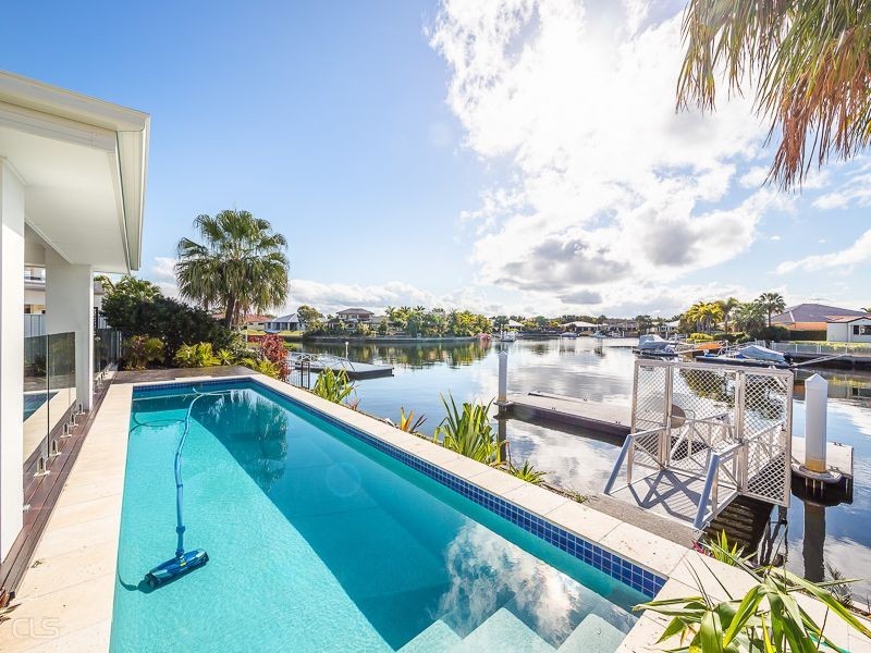121 Voyagers Drive, Banksia Beach QLD 4507
