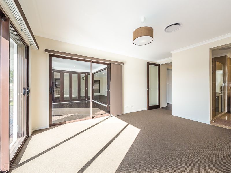121 Voyagers Drive, Banksia Beach QLD 4507