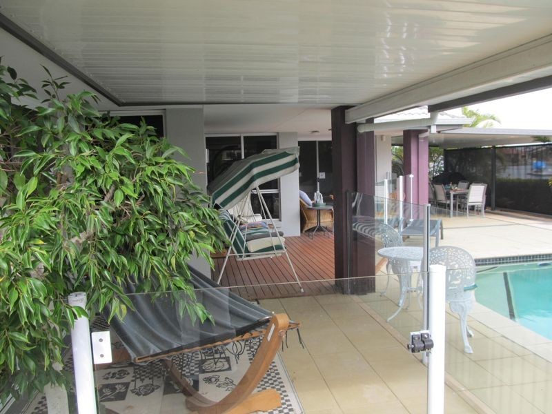 24 Topsail Circuit, Banksia Beach QLD 4507
