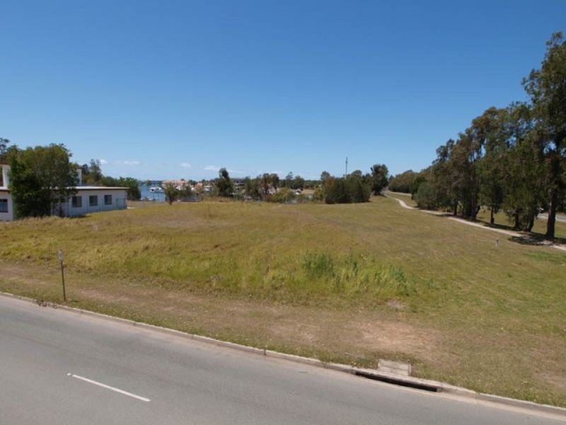 Sandstone Point QLD 4511