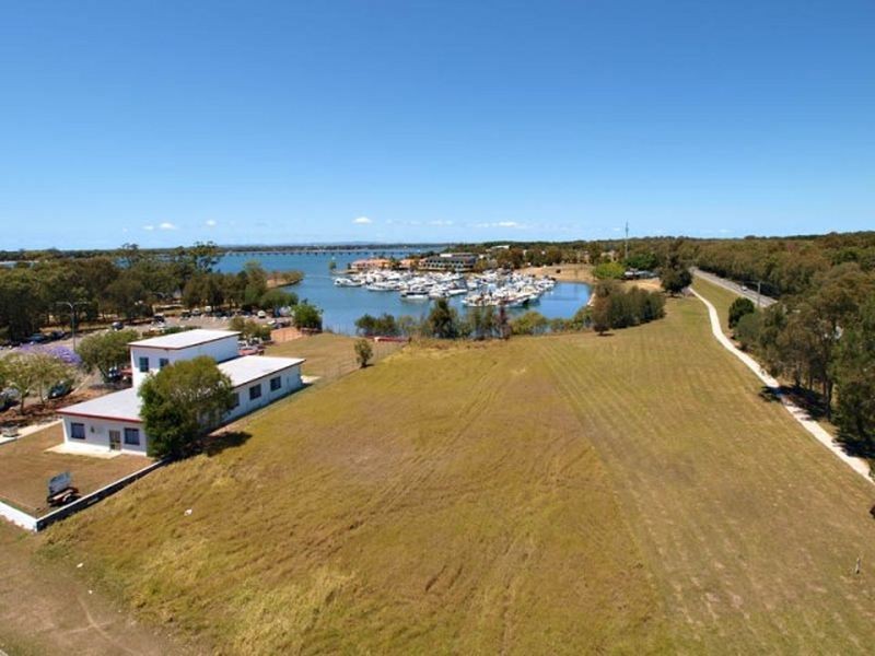 Sandstone Point QLD 4511