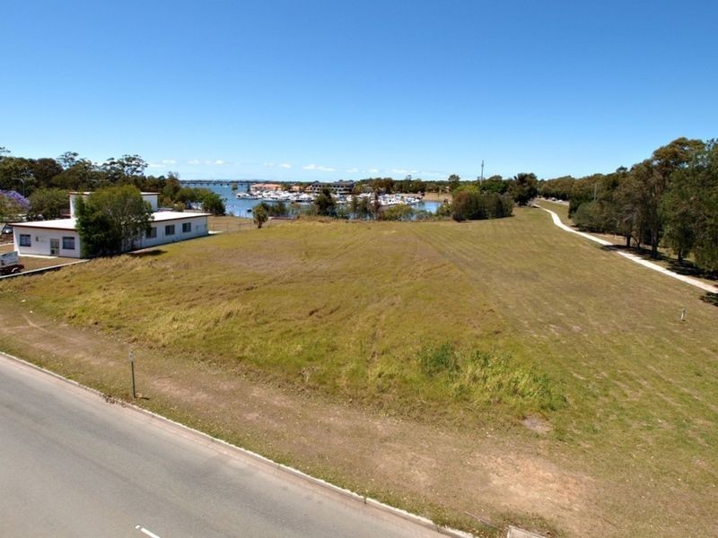 Sandstone Point QLD 4511