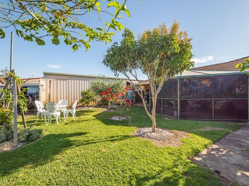 10 Hawaii Crescent, Banksia Beach QLD 4507