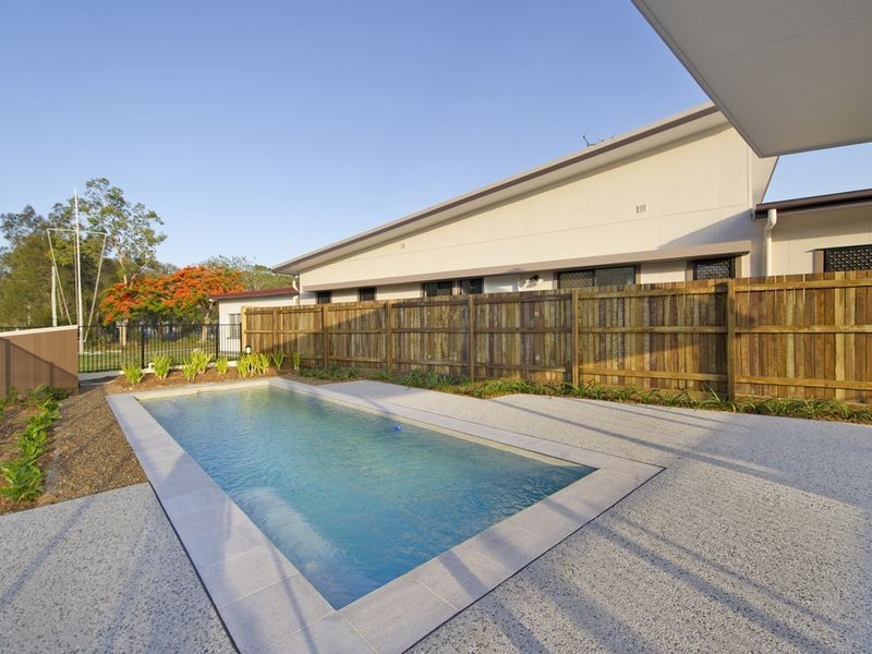 3 – 4 Kalmakuta Drive, Sandstone Point QLD 4511