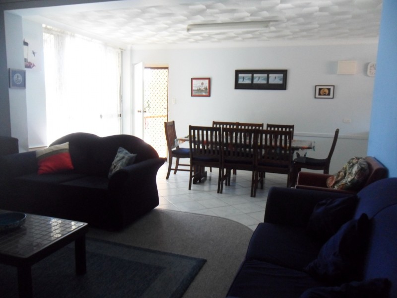 9/16 Bestman Avenue, Bongaree QLD 4507