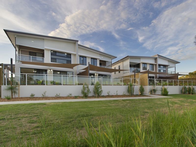 4 – 4 Kalmakuta Drive, Sandstone Point QLD 4511