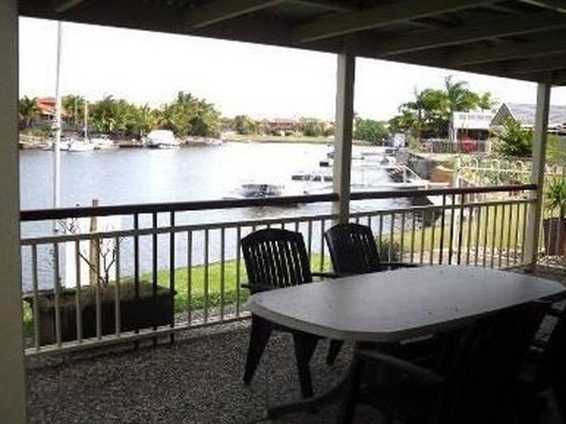 1/45 Allamanda Drive, Bongaree QLD 4507