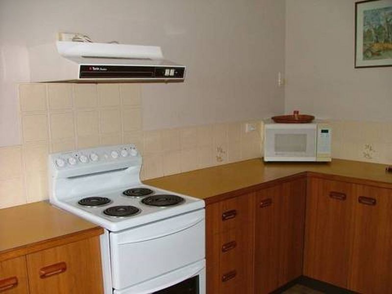 2/3 Dolphin Drive, Bribie Island QLD 4507