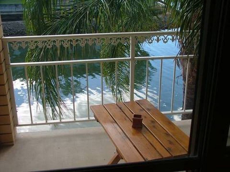 2/3 Dolphin Drive, Bribie Island QLD 4507