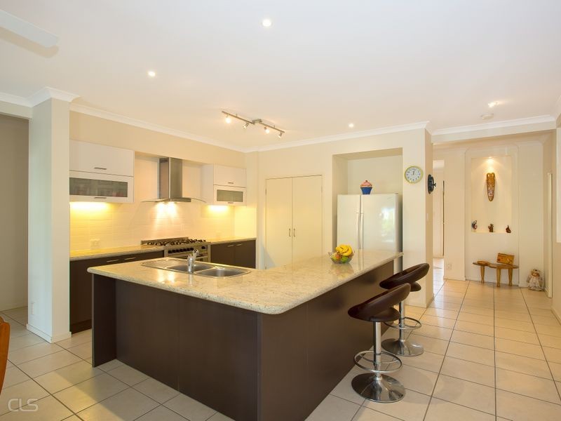 37 Raptor Parade, Banksia Beach QLD 4507