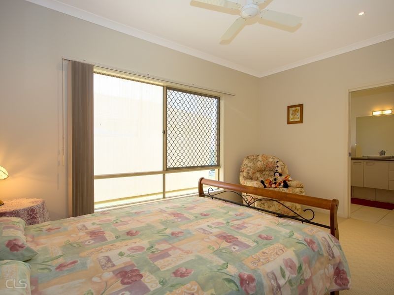 37 Raptor Parade, Banksia Beach QLD 4507