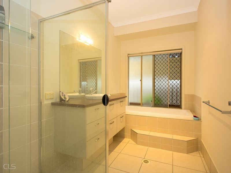 37 Raptor Parade, Banksia Beach QLD 4507