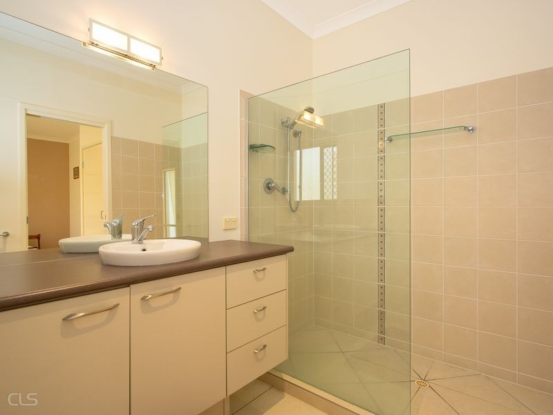 37 Raptor Parade, Banksia Beach QLD 4507