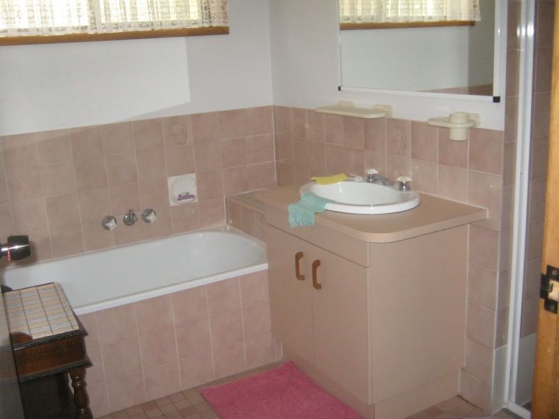 13 Ranald Avenue, Ningi QLD 4511