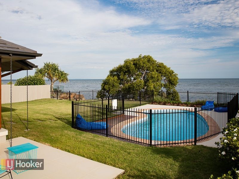 6 Bayside Drive, Beachmere QLD 4510