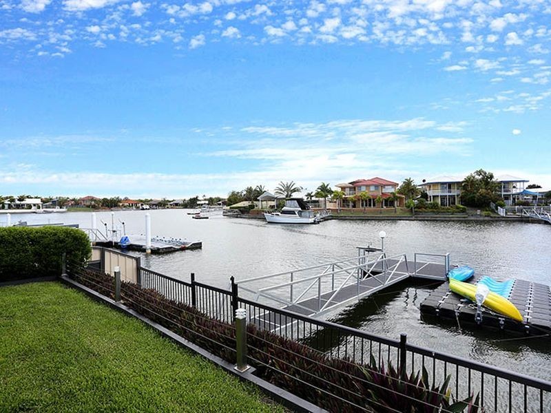2/50 Pacific Drive, Banksia Beach QLD 4507