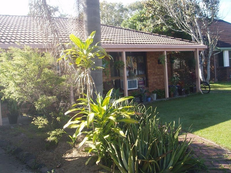 6 Timothy Esplanade, Beachmere QLD 4510