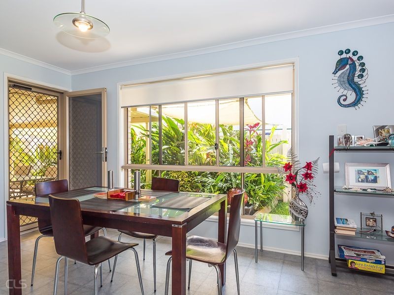 4 Biggera Court, Sandstone Point QLD 4511