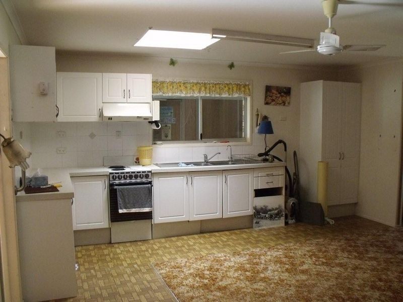 9 Parwan Avenue, Bribie Island QLD 4507