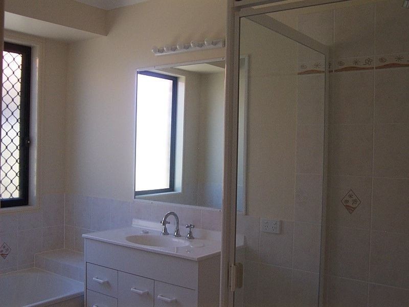 Sandstone Point QLD 4511