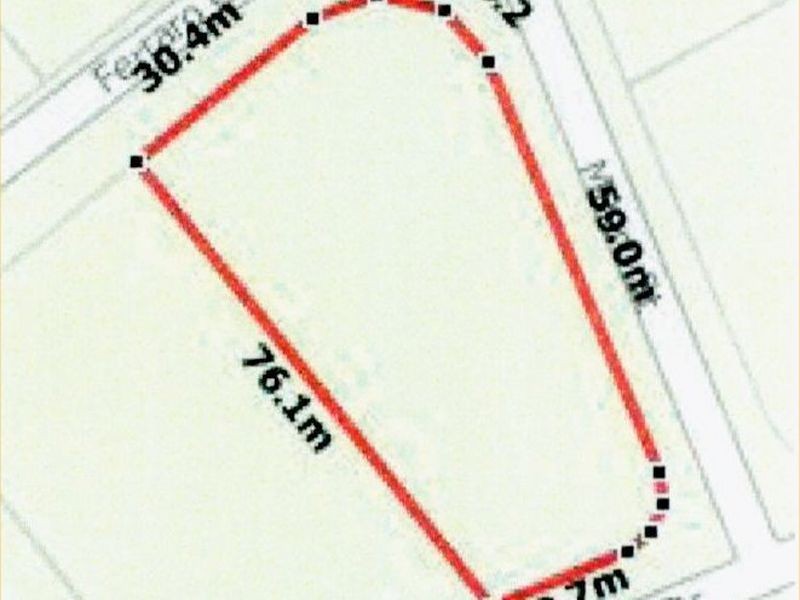 139 Coco’s Drive, Ningi QLD 4511