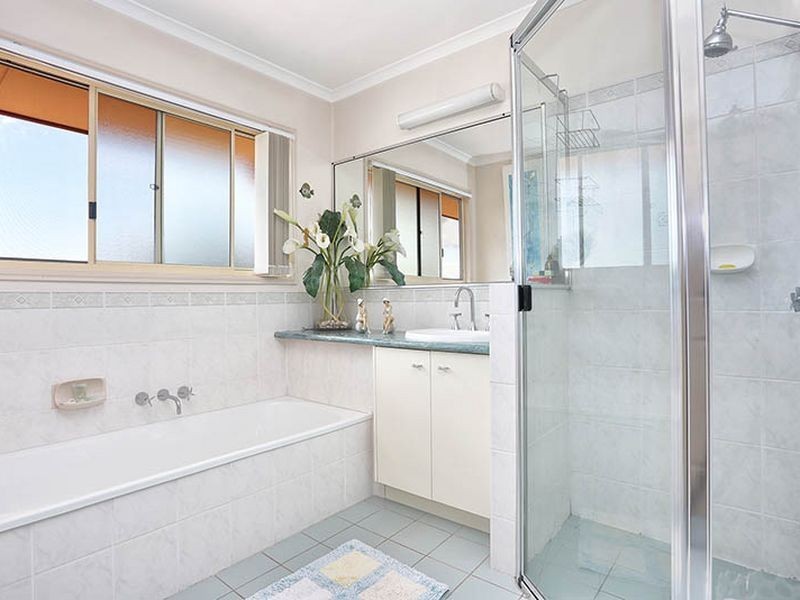 24 Pacific Drive, Banksia Beach QLD 4507