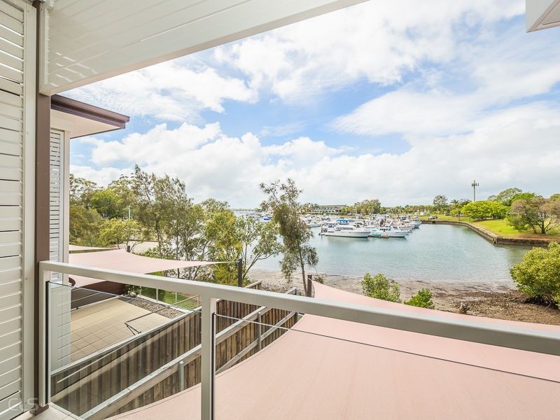 3/4 Kal Ma Kuta Dr, Sandstone Point QLD 4511
