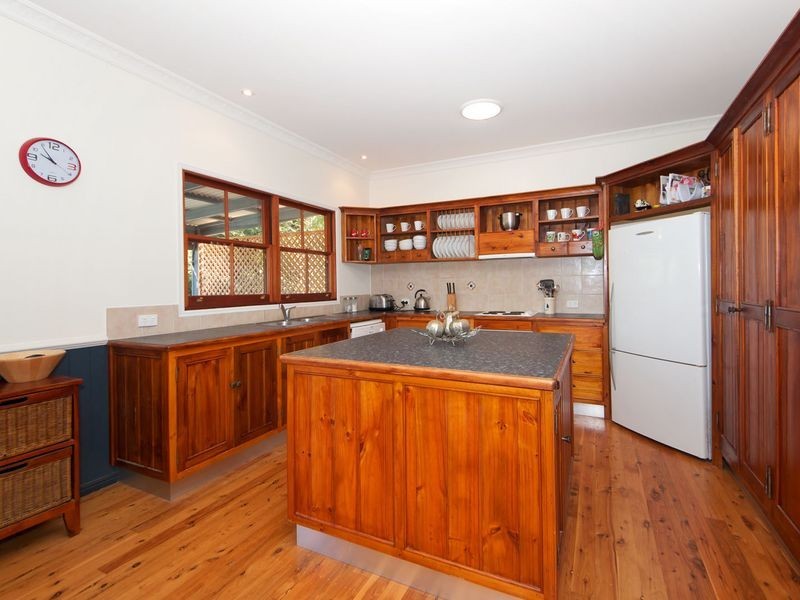 31 Aylward Way, Ningi QLD 4511