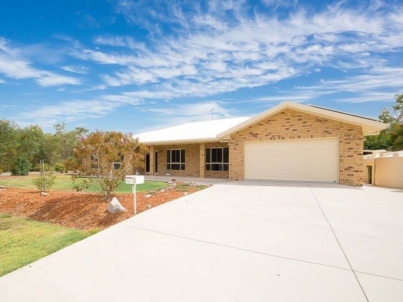 1-5 Barr Place, Ningi QLD 4511