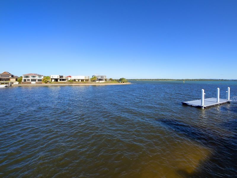 39 & 41 Seaside Dr, Banksia Beach QLD 4507