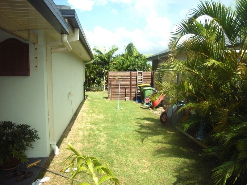 33 Reeders Street, Sandstone Point QLD 4511