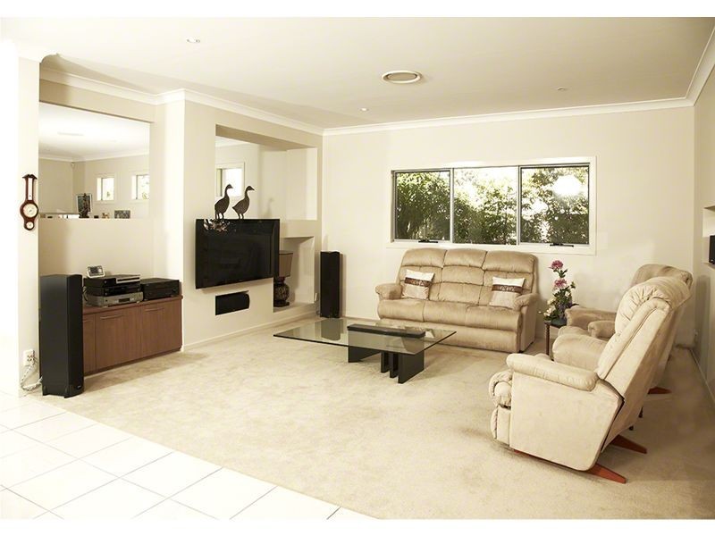 8 Blueberry Street, Banksia Beach QLD 4507