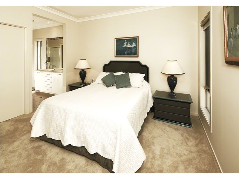 8 Blueberry Street, Banksia Beach QLD 4507